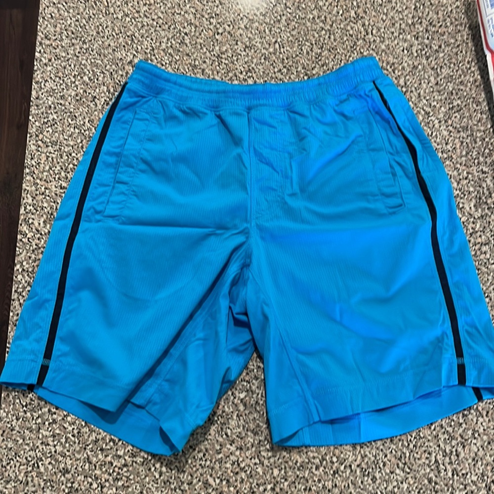 Mens medium lululemon shorts